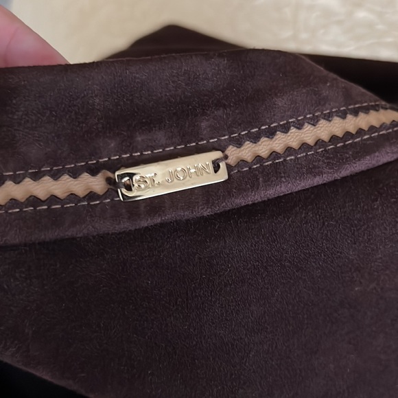 St. John Suede Shirt Jacket. - Picture 10 of 13